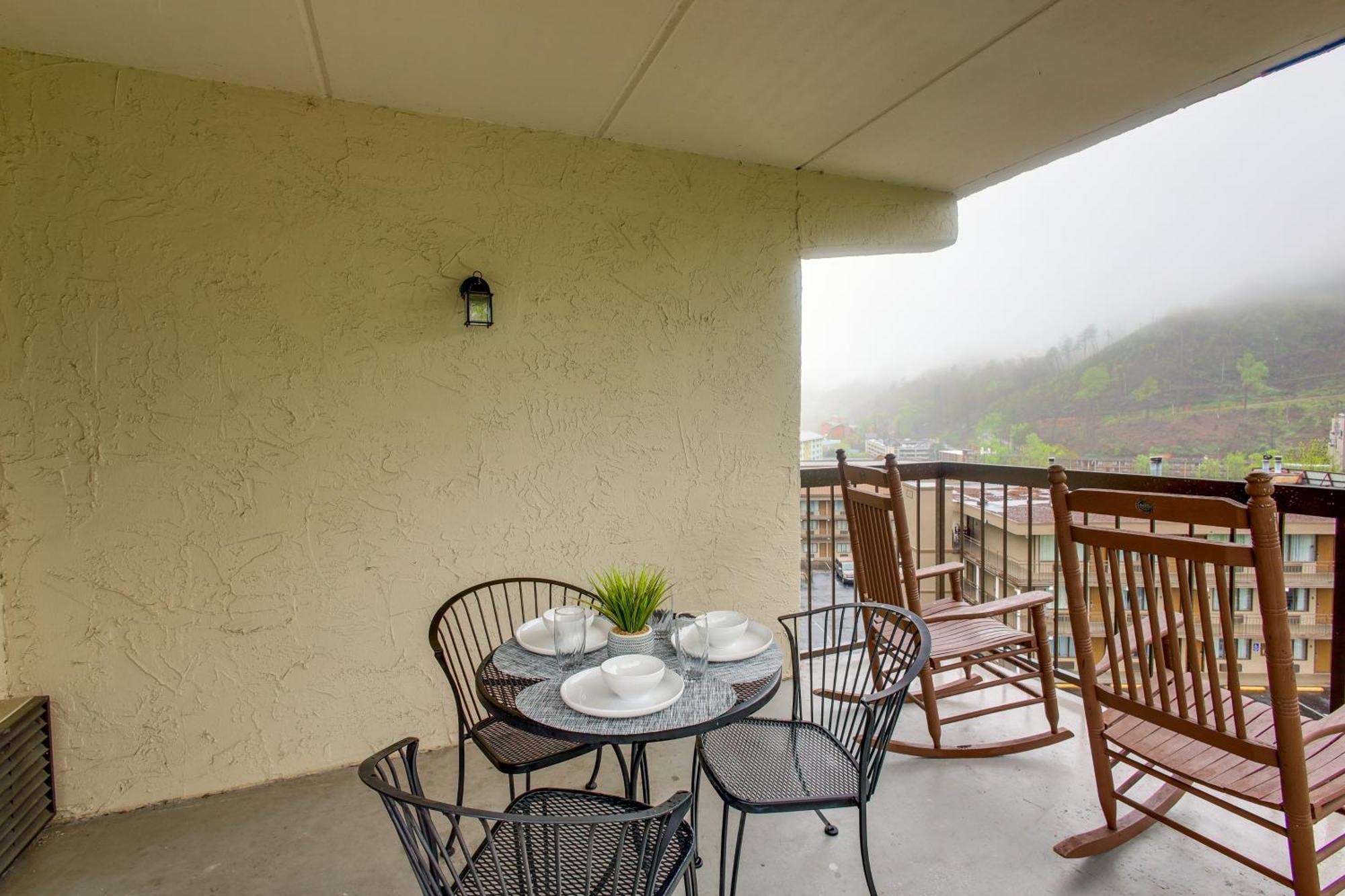 Gatlinburg Condo With Smoky Views Walk To Town! المظهر الخارجي الصورة