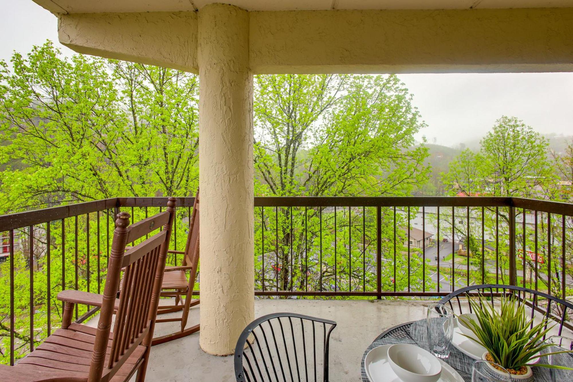 Gatlinburg Condo With Smoky Views Walk To Town! المظهر الخارجي الصورة